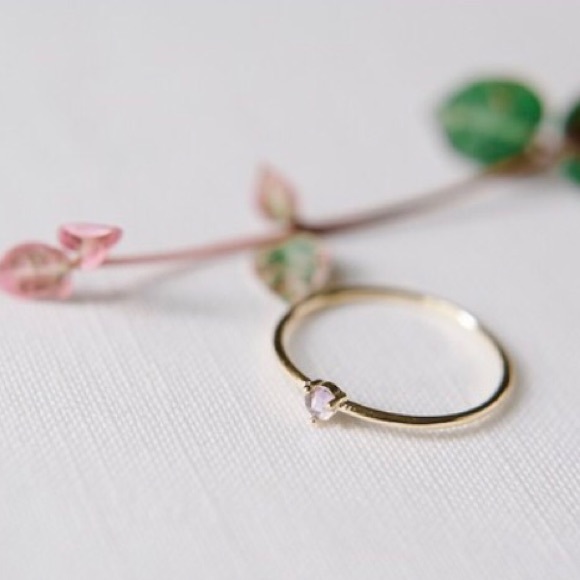 Last!🌟HP 4/11🌟Dainty Amethyst Crystal Point Ring - Picture 3 of 7